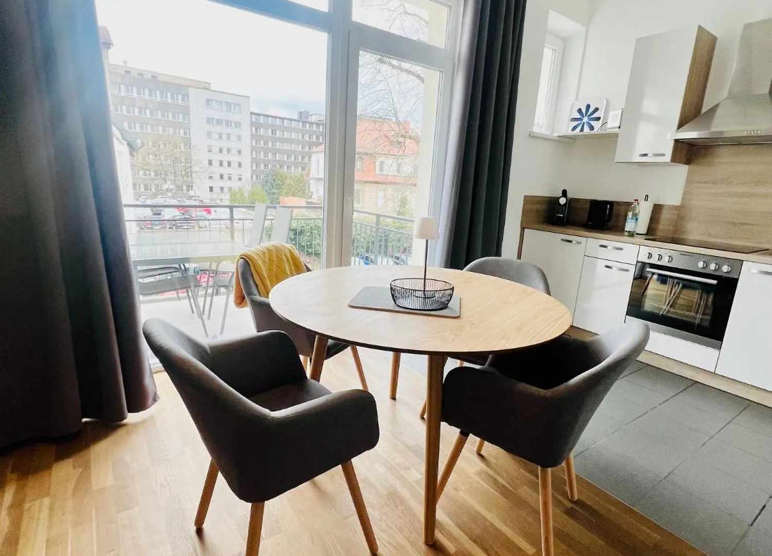 Cooles City-Appartment - Balkon Bayreuth Apartment